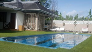 Alberca al aire libre