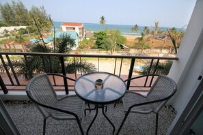 Standard Seaview | Balcony - Na Nicha Bankrut Resort (Bang Saphan)