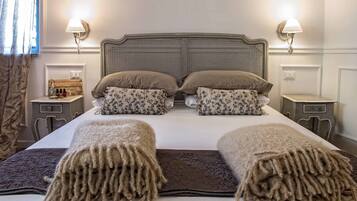 Chambre Double Deluxe, salle de bains privĂ©e, cĂŽtĂ© jardin (NĂČstos)