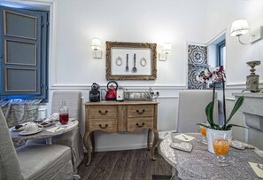 Frukostbuffé varje dag (EUR 5.00 per person)