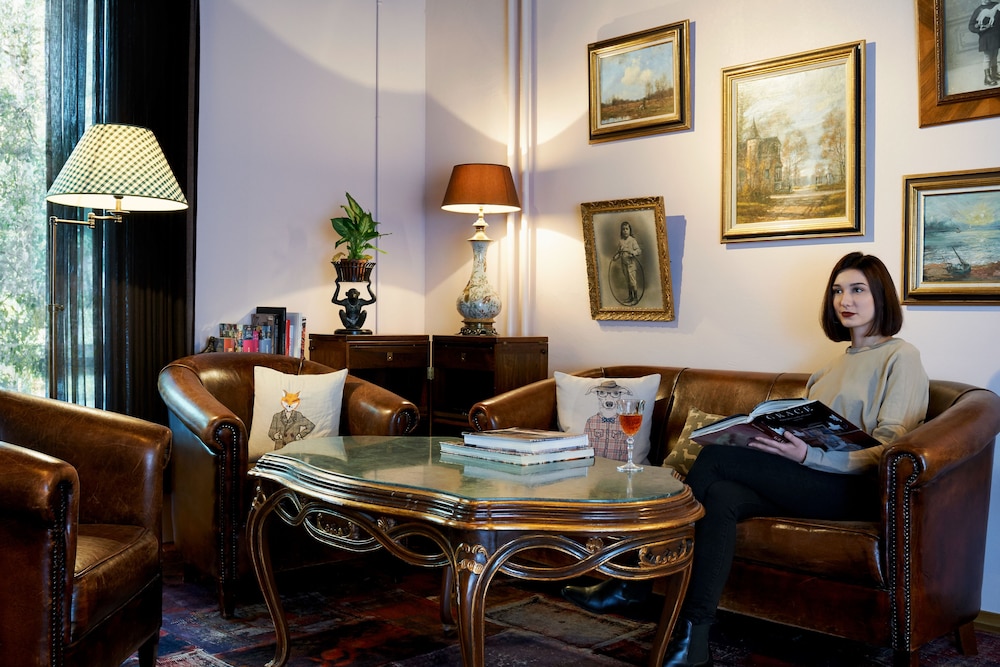 Hotel Townhouse by null