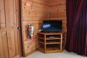 Vila, piscina particular | Comodidades do quarto