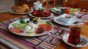 Petit déjeuner buffet compris tous les jours