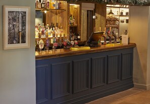 Serves breakfast, lunch, and dinner - Castle Hotel by Chef and Brewer Collection (Leicester)