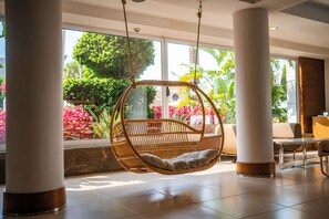 Lobby sitting area - Calimera Side Resort (Manavgat)