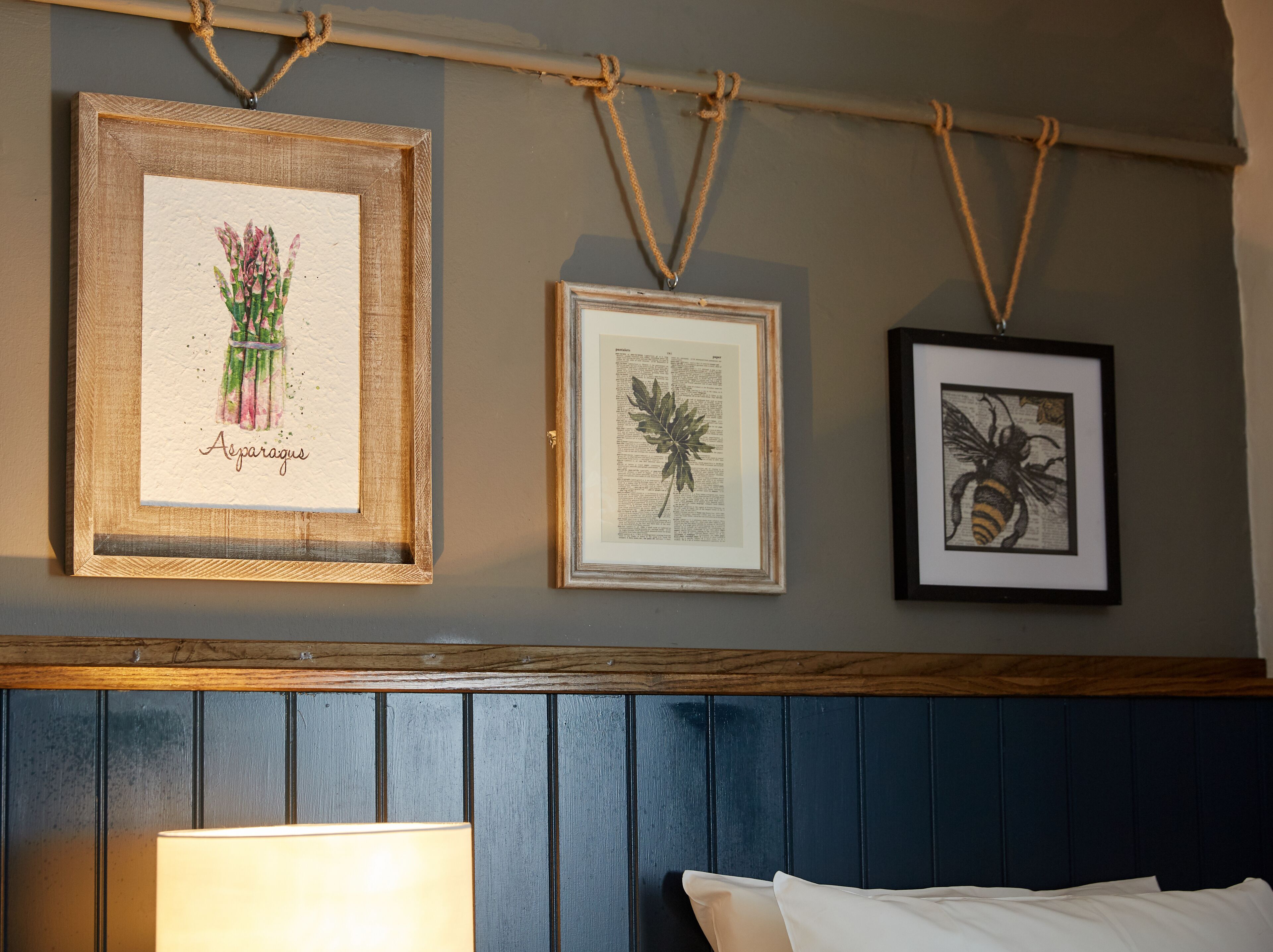 standard twin room | desk, iron/ironing board, free wifi, bed sheets