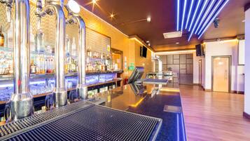 Dinner served, Indian cuisine