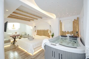 Suite, Jetted Tub (Sunken)