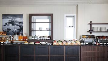 Kontinental frokost hver dag (mot et tillegg)