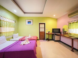Standard Twin Room | Free WiFi, bed sheets - Kanta Hill Resort (Lan Saka)