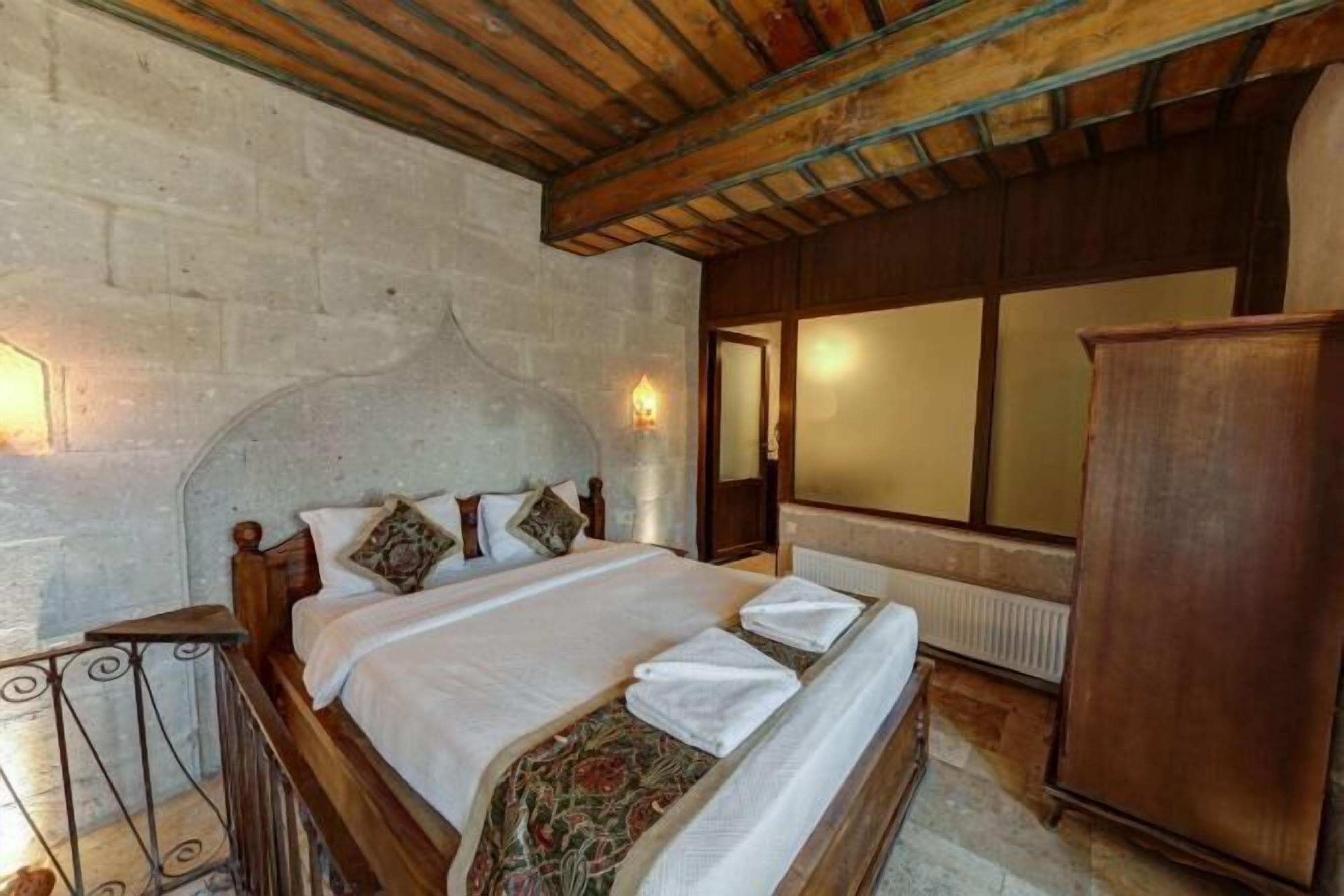 Míníbar, öryggishólf í herbergi, sérhannaðar innréttingar