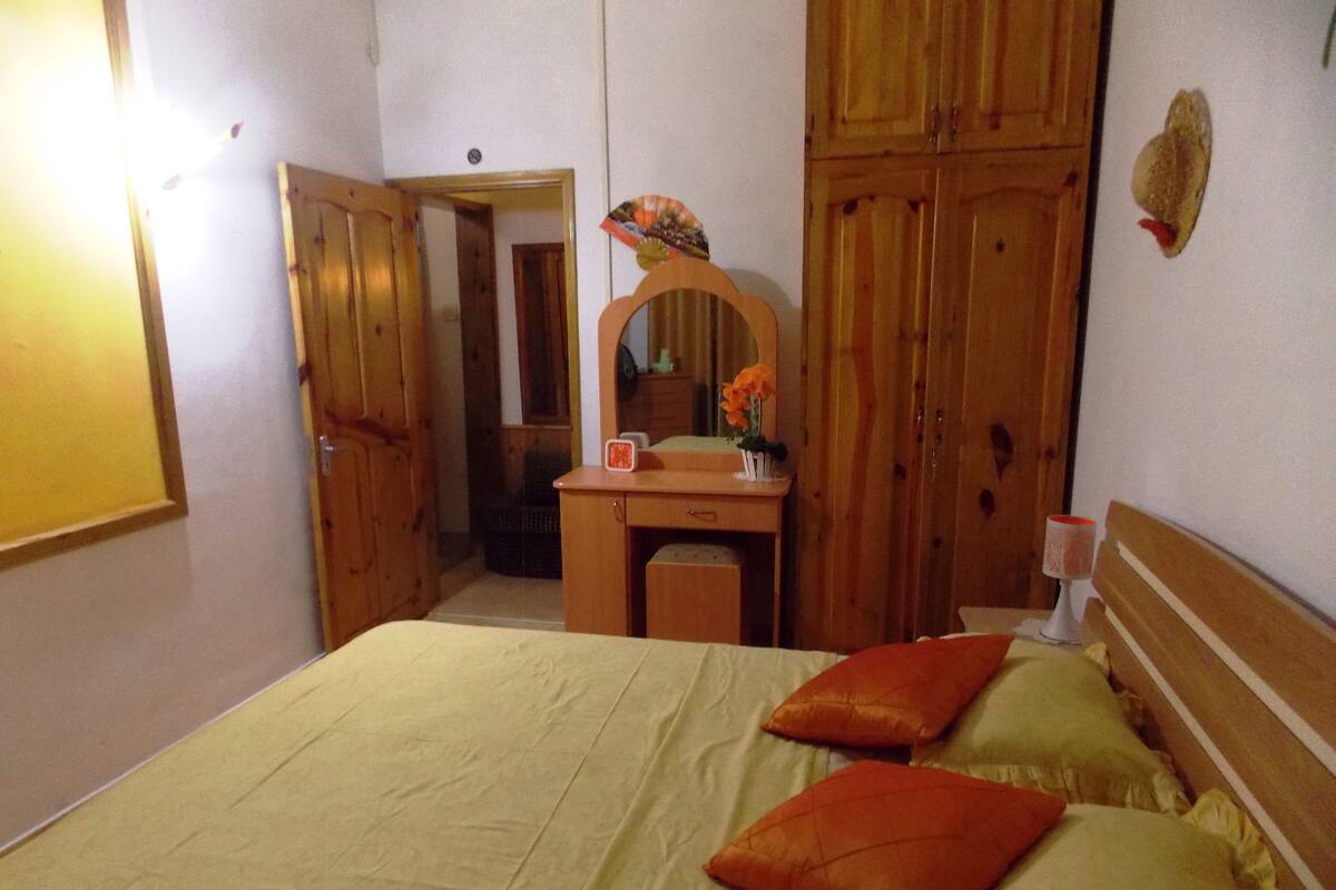 Habitación doble estándar | Escritorio y wifi gratis