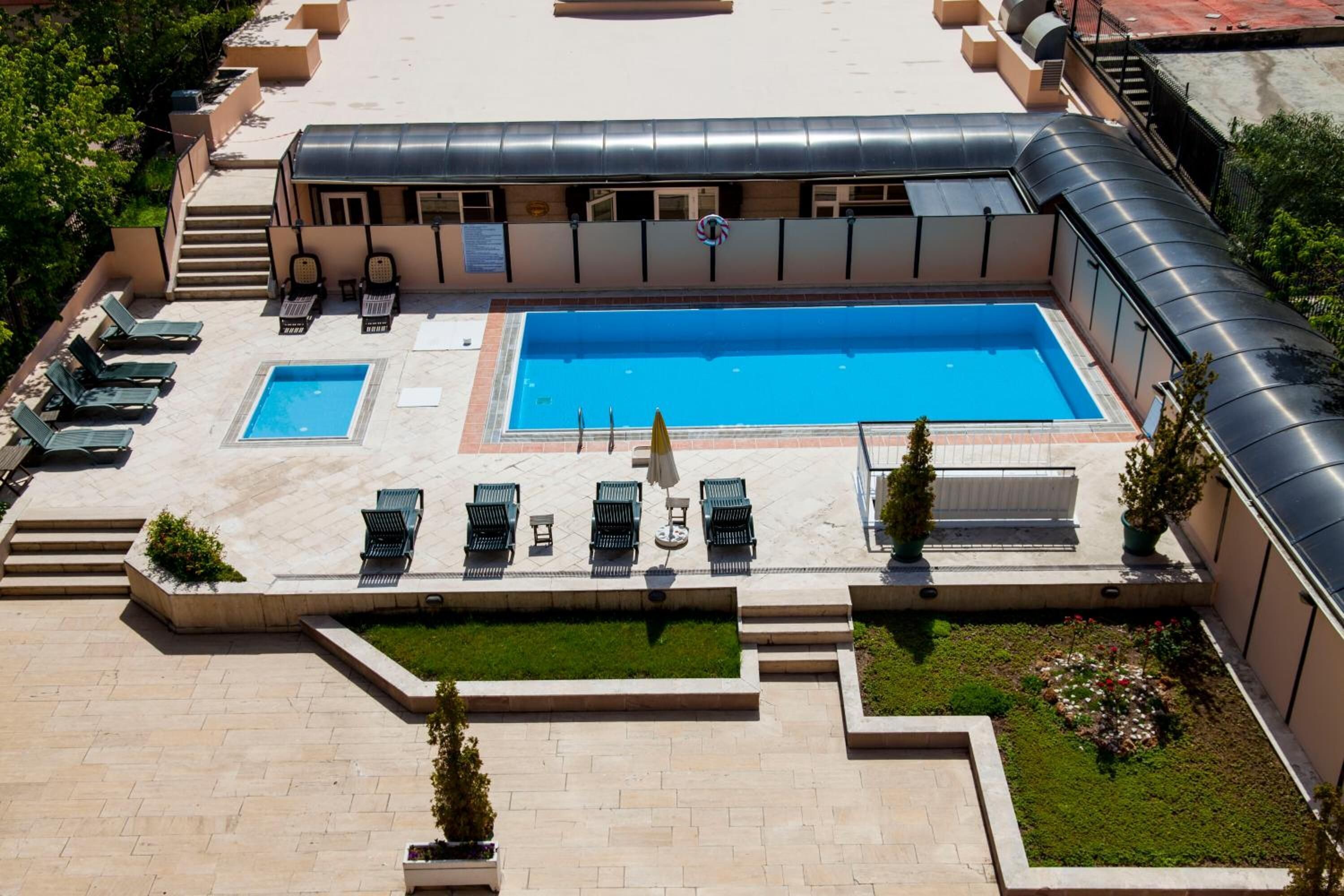 Foto - King Hotel Guvenlik