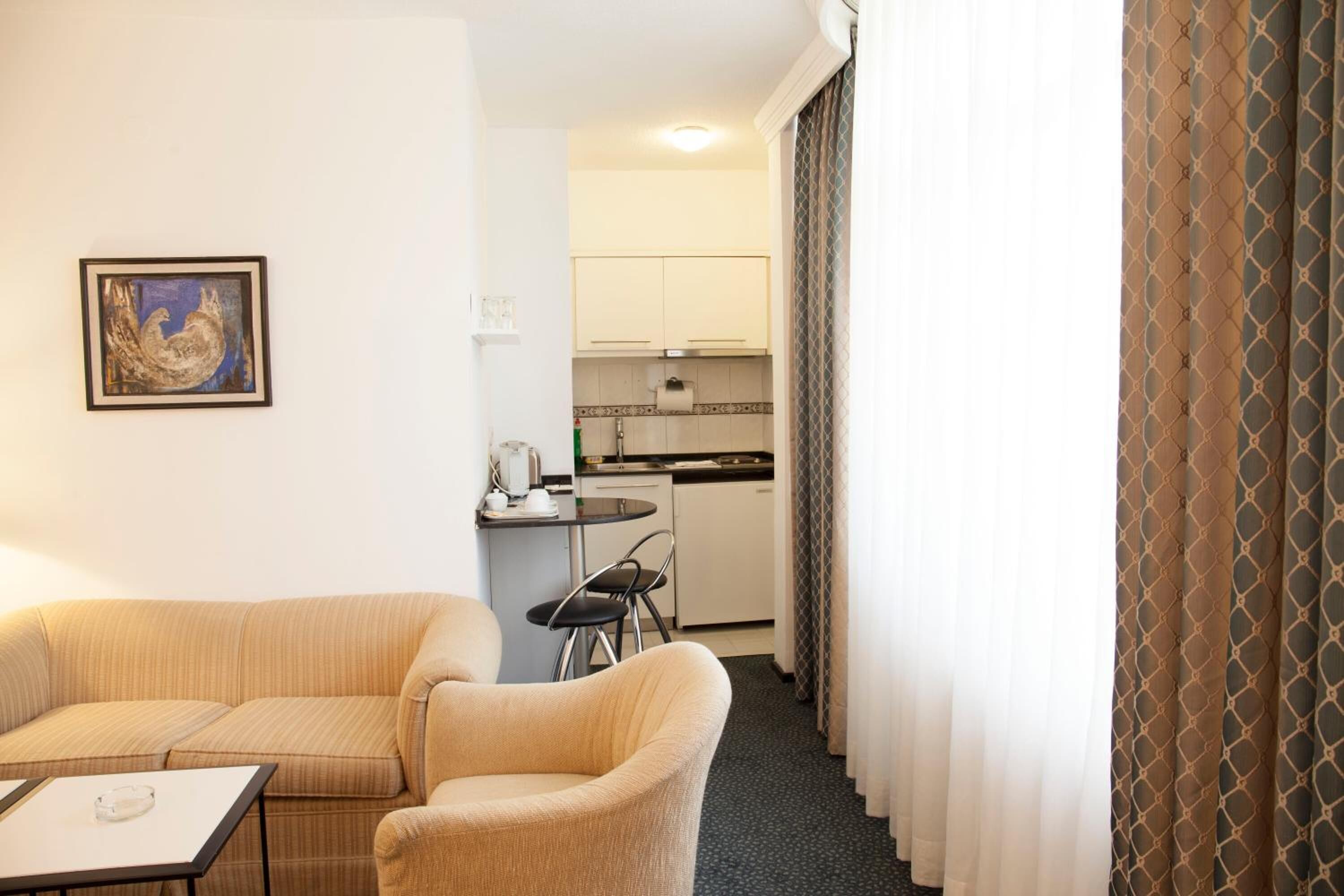 Foto - King Hotel Guvenlik