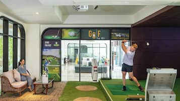 Campo de práctica de golf bajo techo