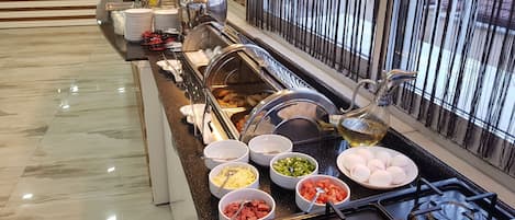 Petit déjeuner buffet compris tous les jours