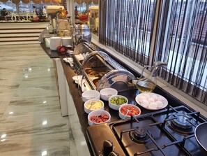 Free daily buffet breakfast - Ismira Hotel Ankara (Ankara)
