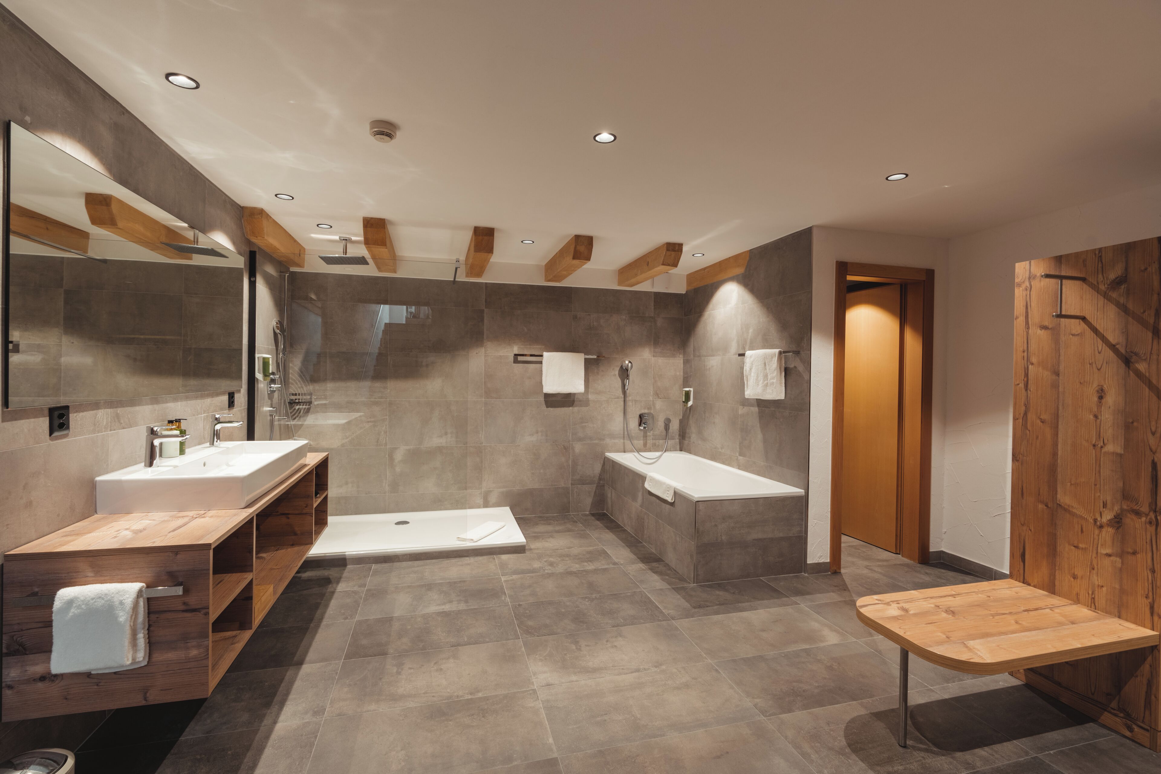 Photo - Zermatt Budget Rooms