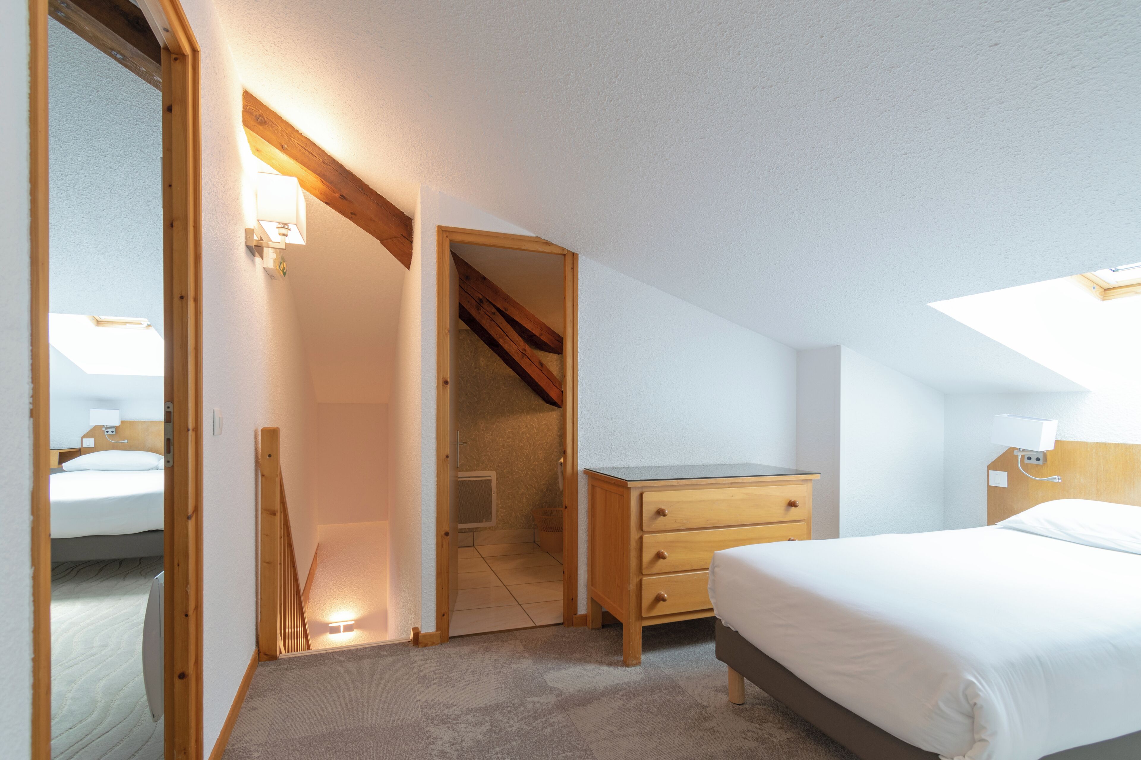 family room (for 6 people) | 1 bedroom, soundproofing, free wifi