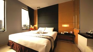 Minibar, caja de seguridad en la habitación, escritorio y wifi gratis