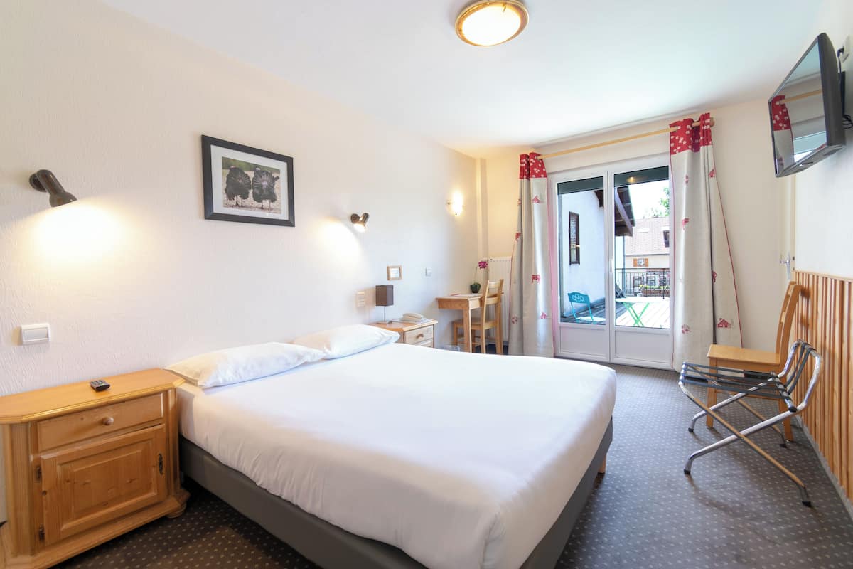 standard double room | cots/infant beds, free wifi