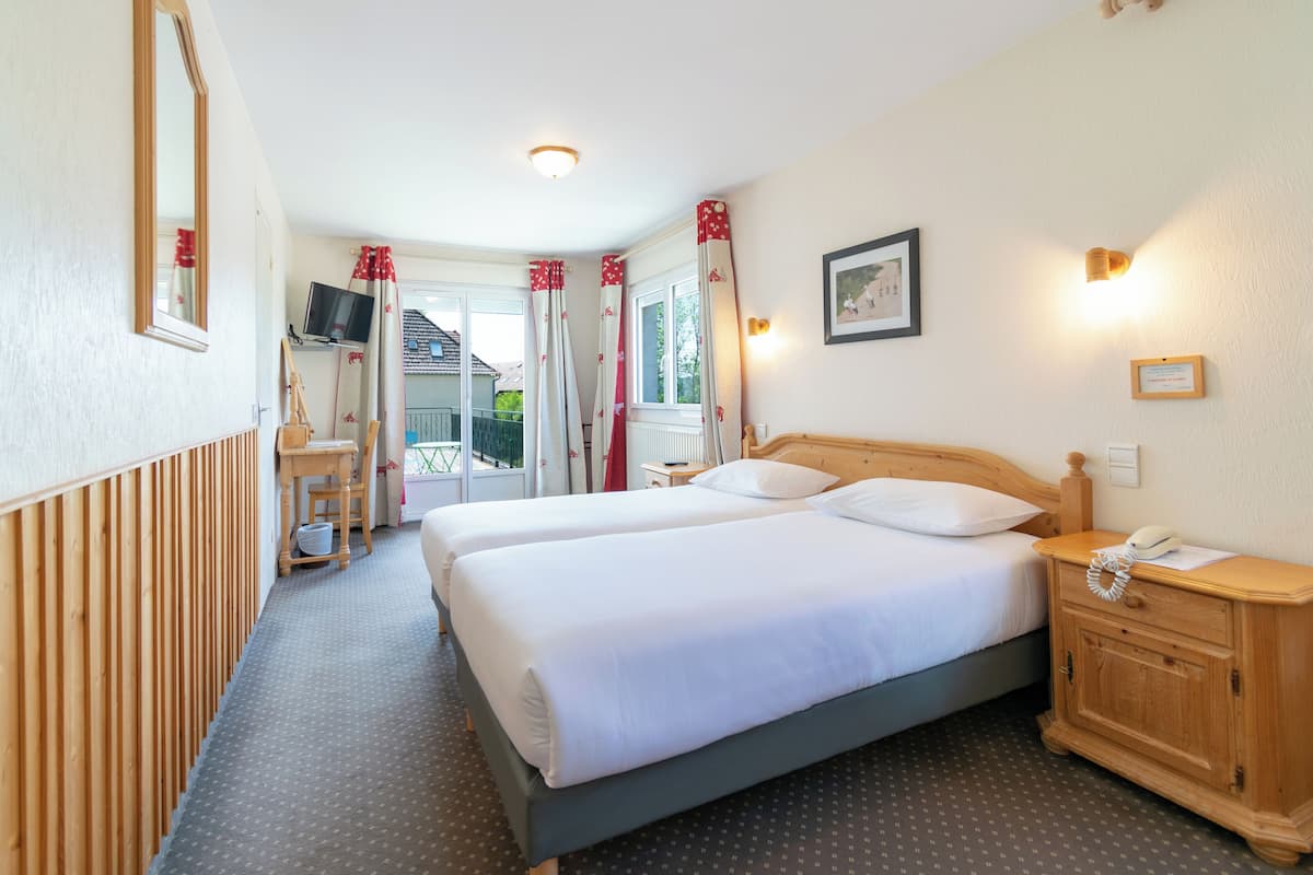 Chambre avec lits jumeaux, balcon