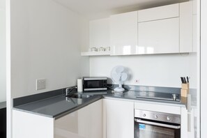 Appartement, 2 chambres | Cuisine partagée