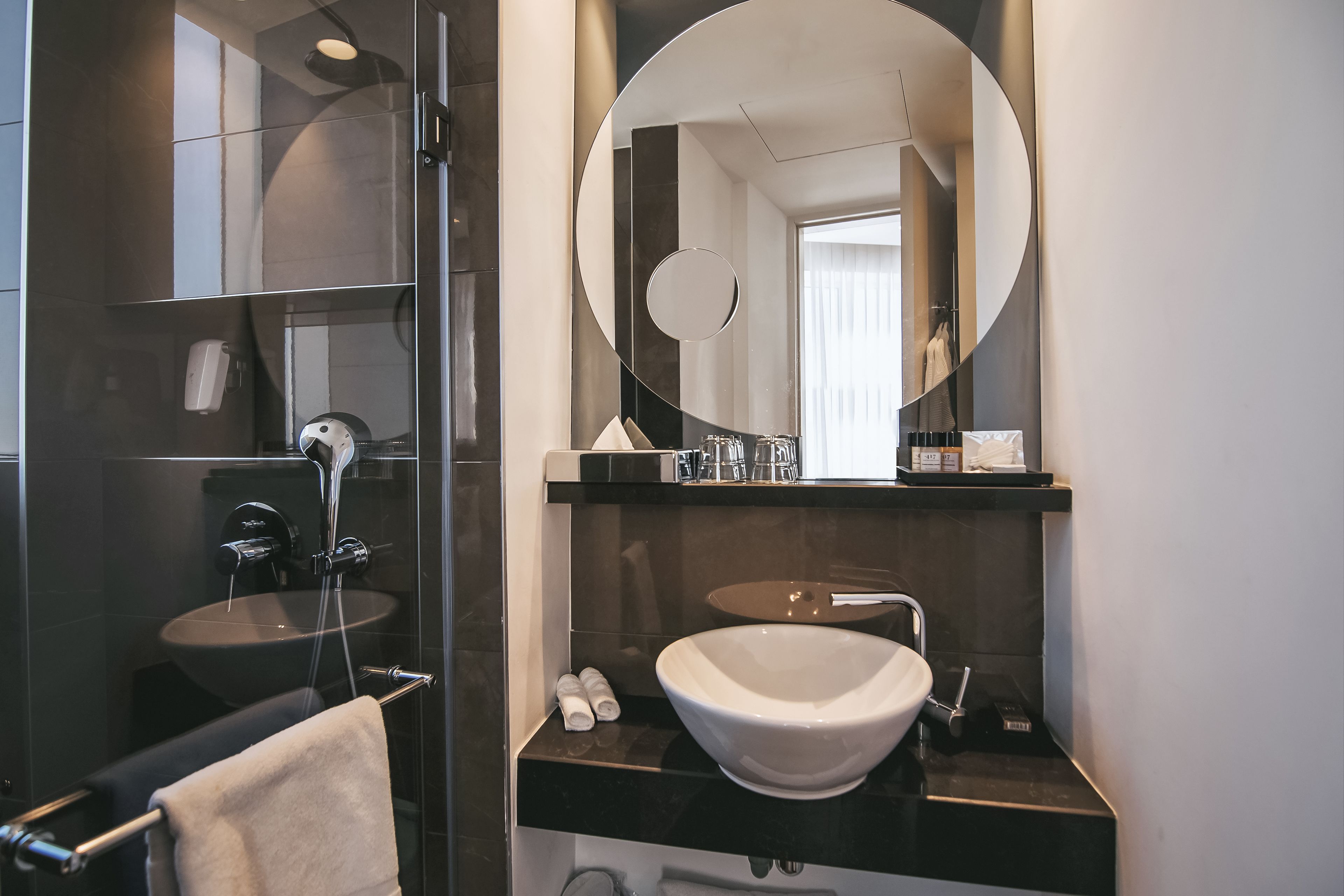 shower, rainfall showerhead, eco-friendly toiletries, hair dryer