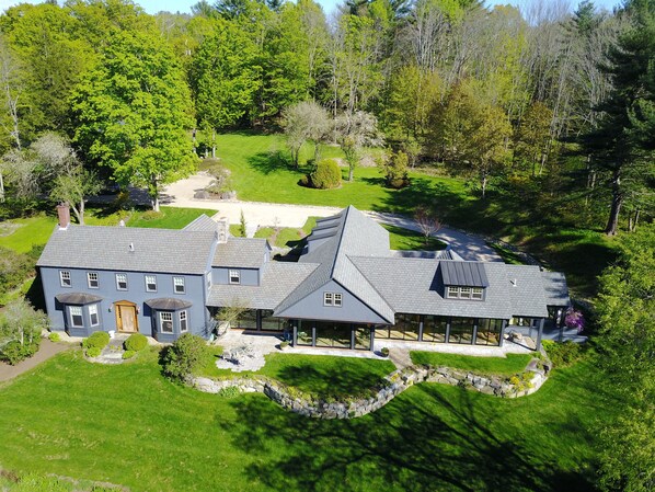 Aerial view - Riverhouse (South Berwick)