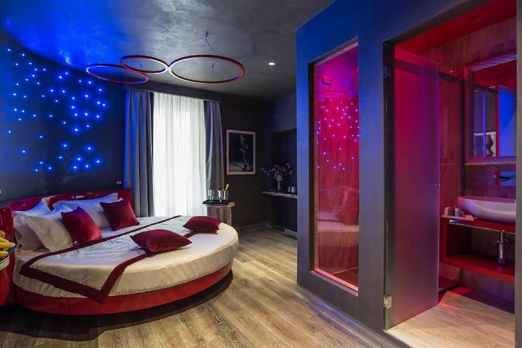 Deluxe-værelse | Premium-sengetøj, dundyner, senge med madrasser af memory foam, minibar