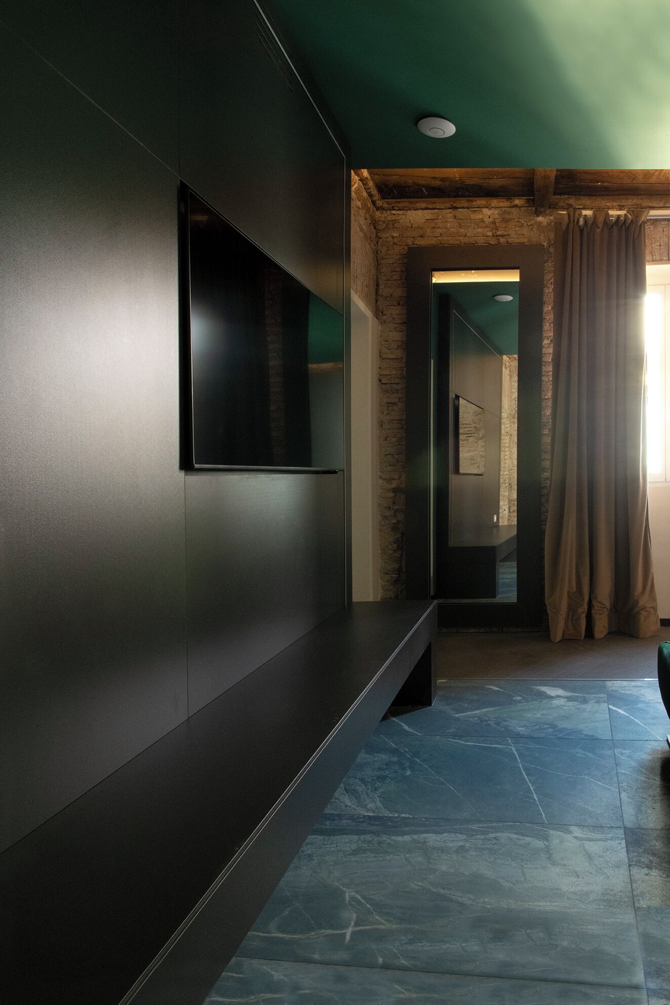 Executive-Studiosuite | Hochwertige Bettwaren, Daunenbettdecken