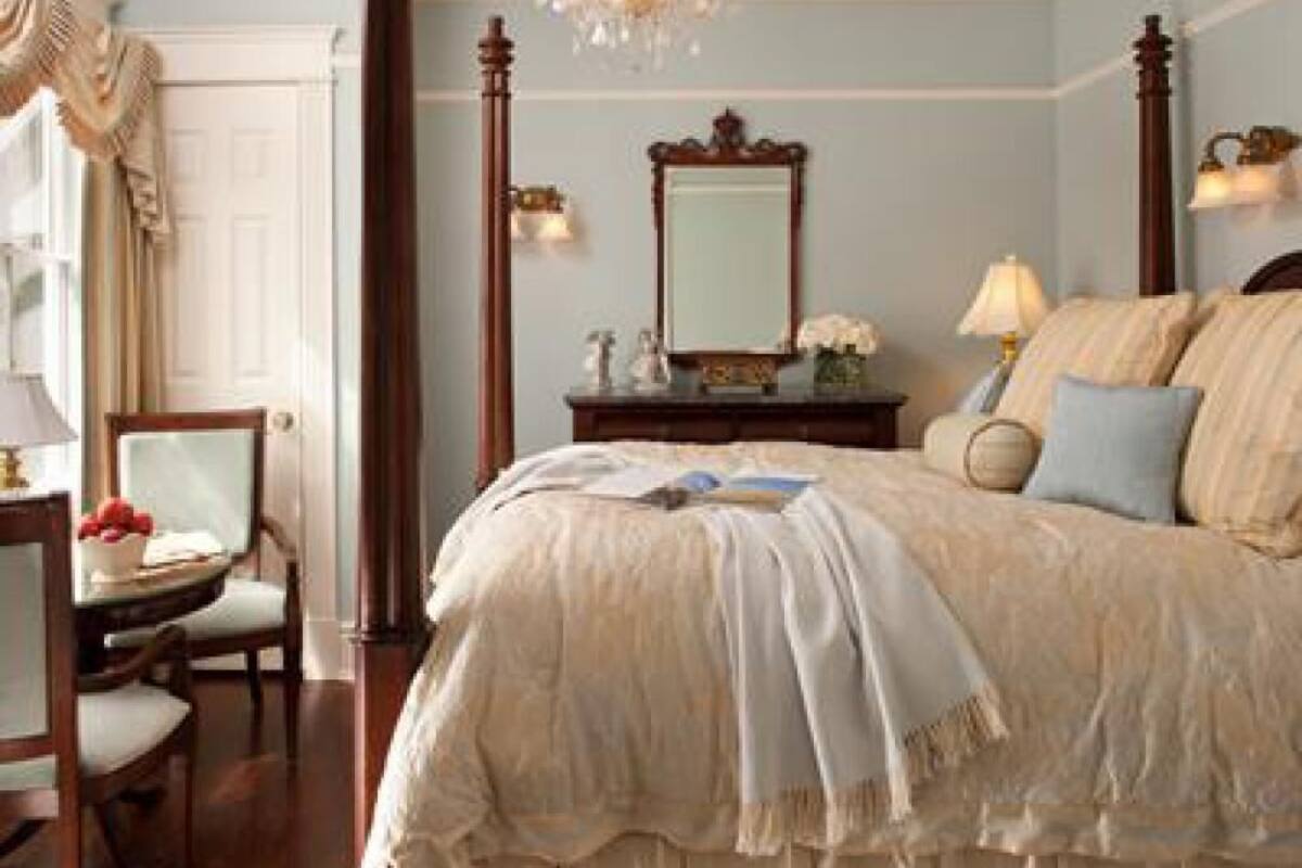 Luxury Double Room, Ensuite, Lake View (Versailles)