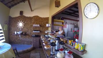 Petit déjeuner buffet compris tous les jours