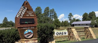 Mountain Landing Suites & RV Park