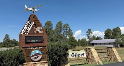 Mountain Landing Suites & RV Park