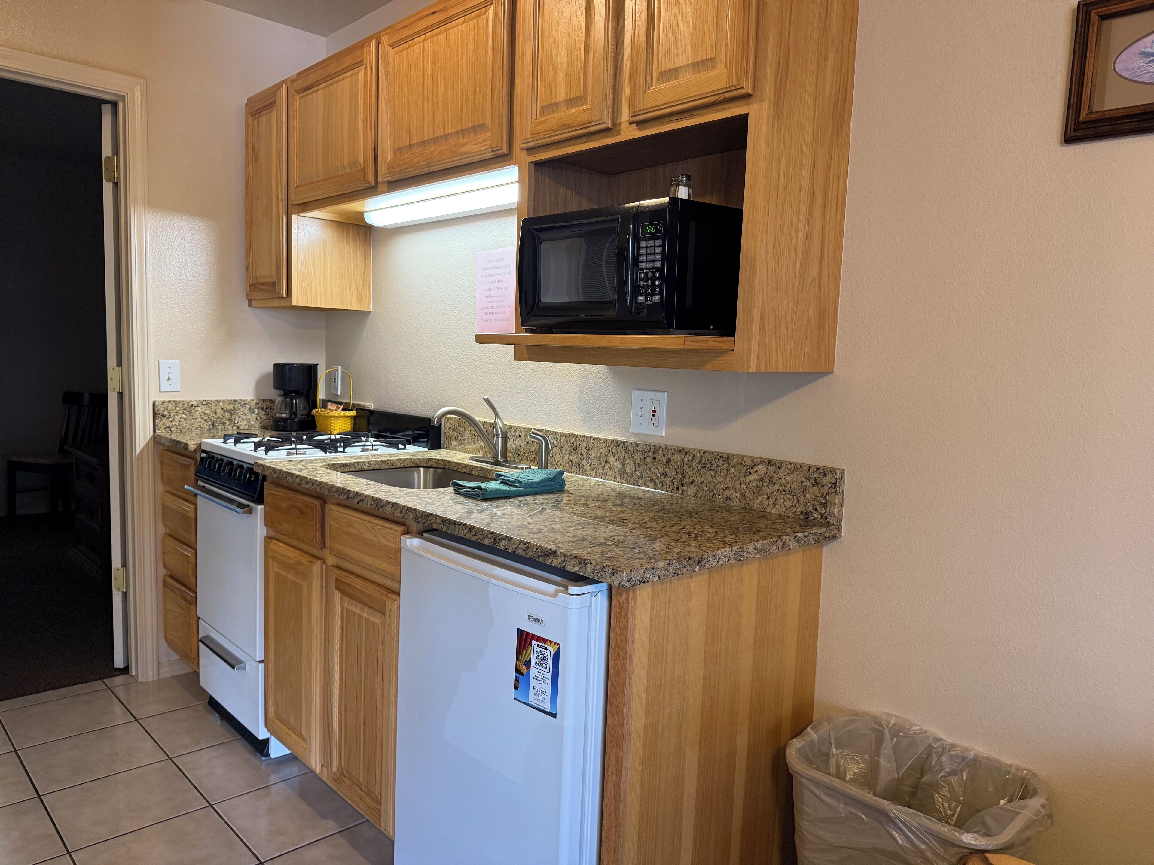 特色装修、特色家居、熨斗/熨板、免费 WiFi