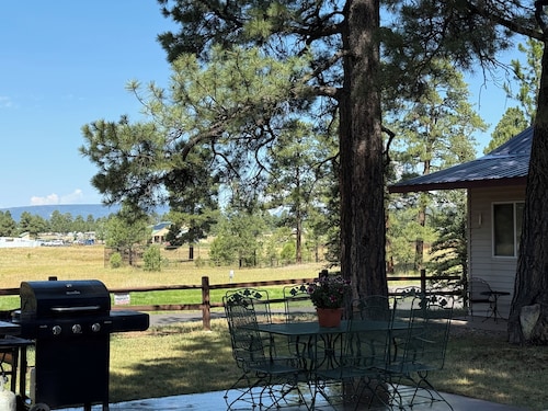 Mountain Landing Suites & RV Park