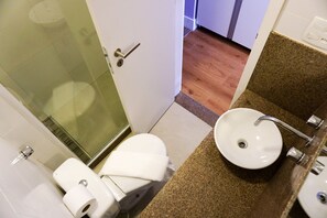 Dormitorio compartido, dormitorio mixto (5 beds) | Decoración individual, cortinas opacas, wifi gratis