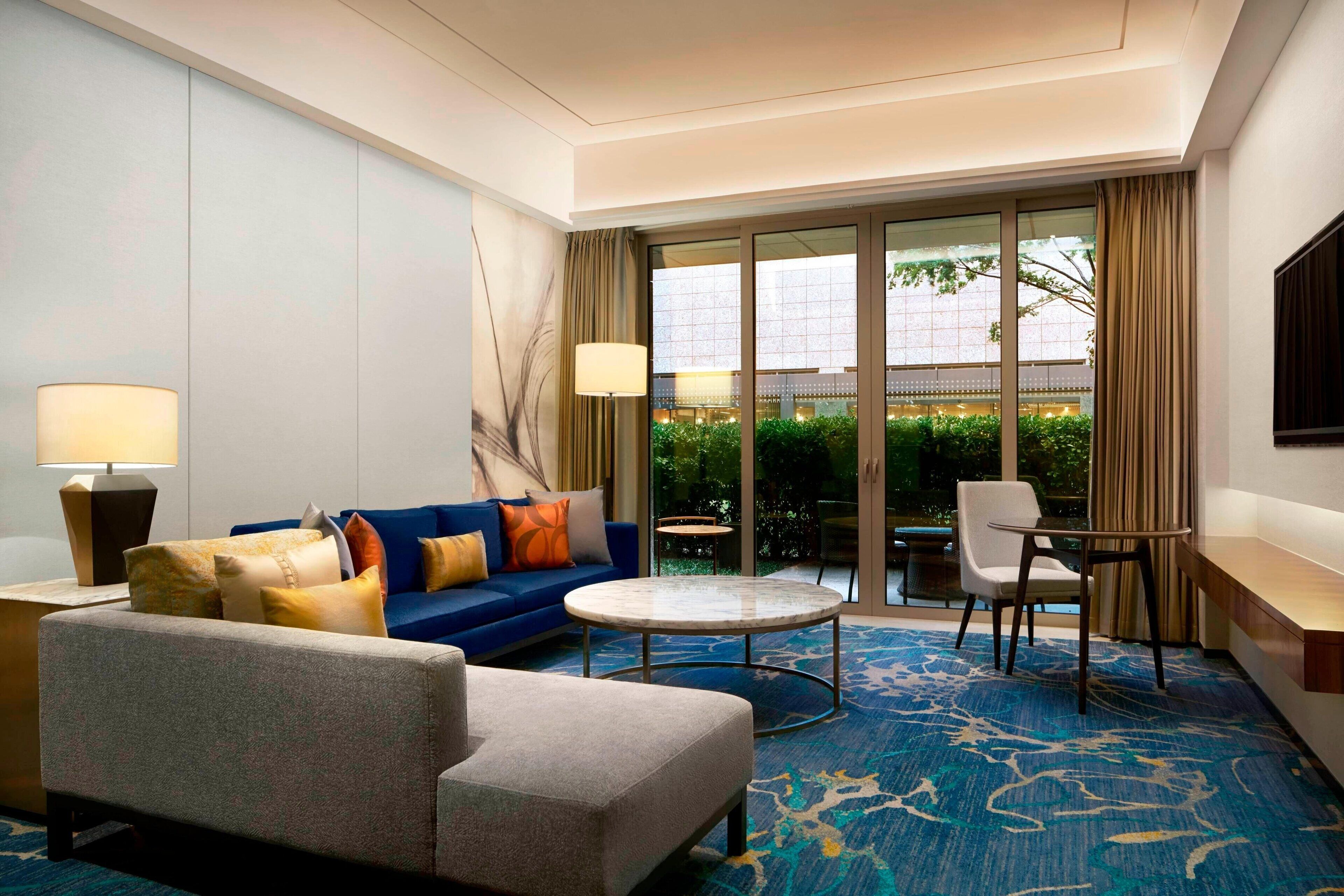 46-inch led tv with satellite channels, tv