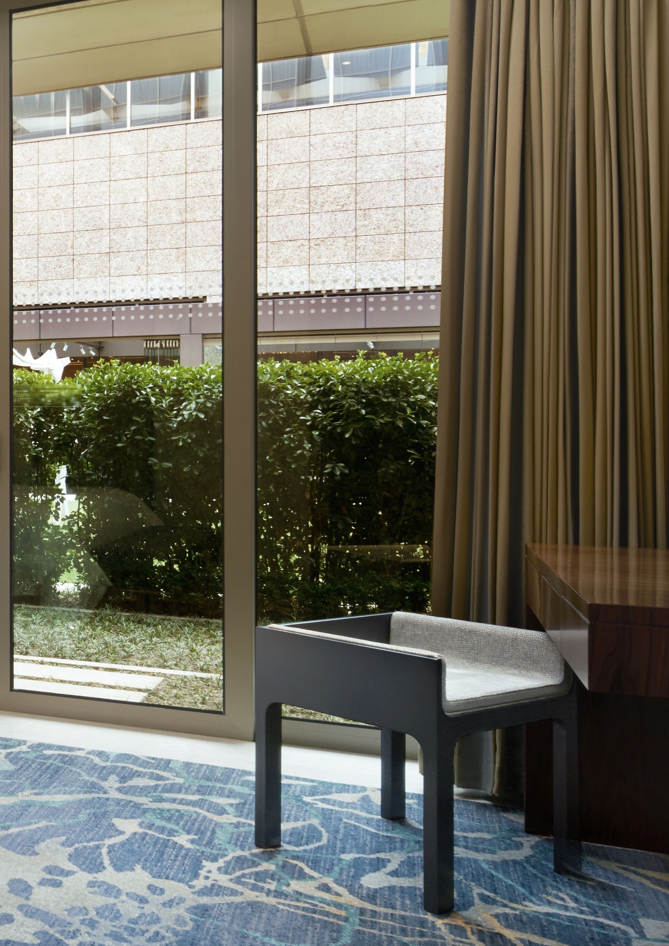 minibar, in-room safe, desk, laptop workspace