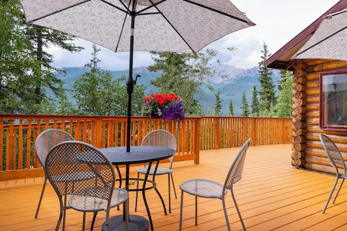 Denali Crow's Nest Cabins