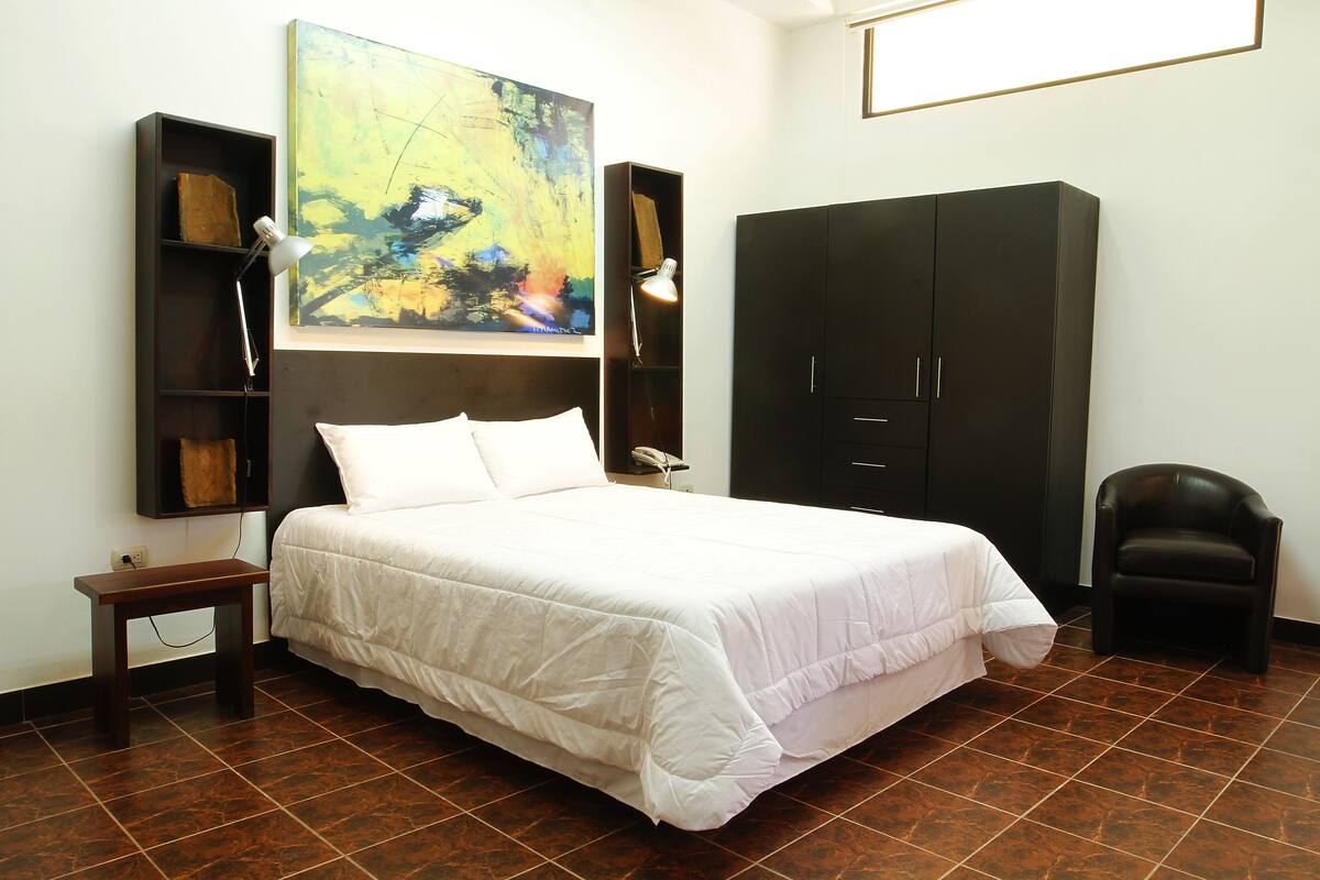 Habitación doble Confort | 8 habitaciones, minibar y caja de seguridad en la habitación 