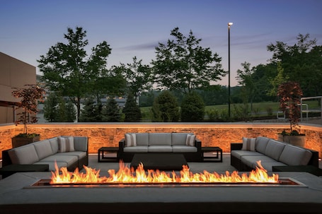 Terrace/patio. Embassy Suites by Hilton Berkeley Heights