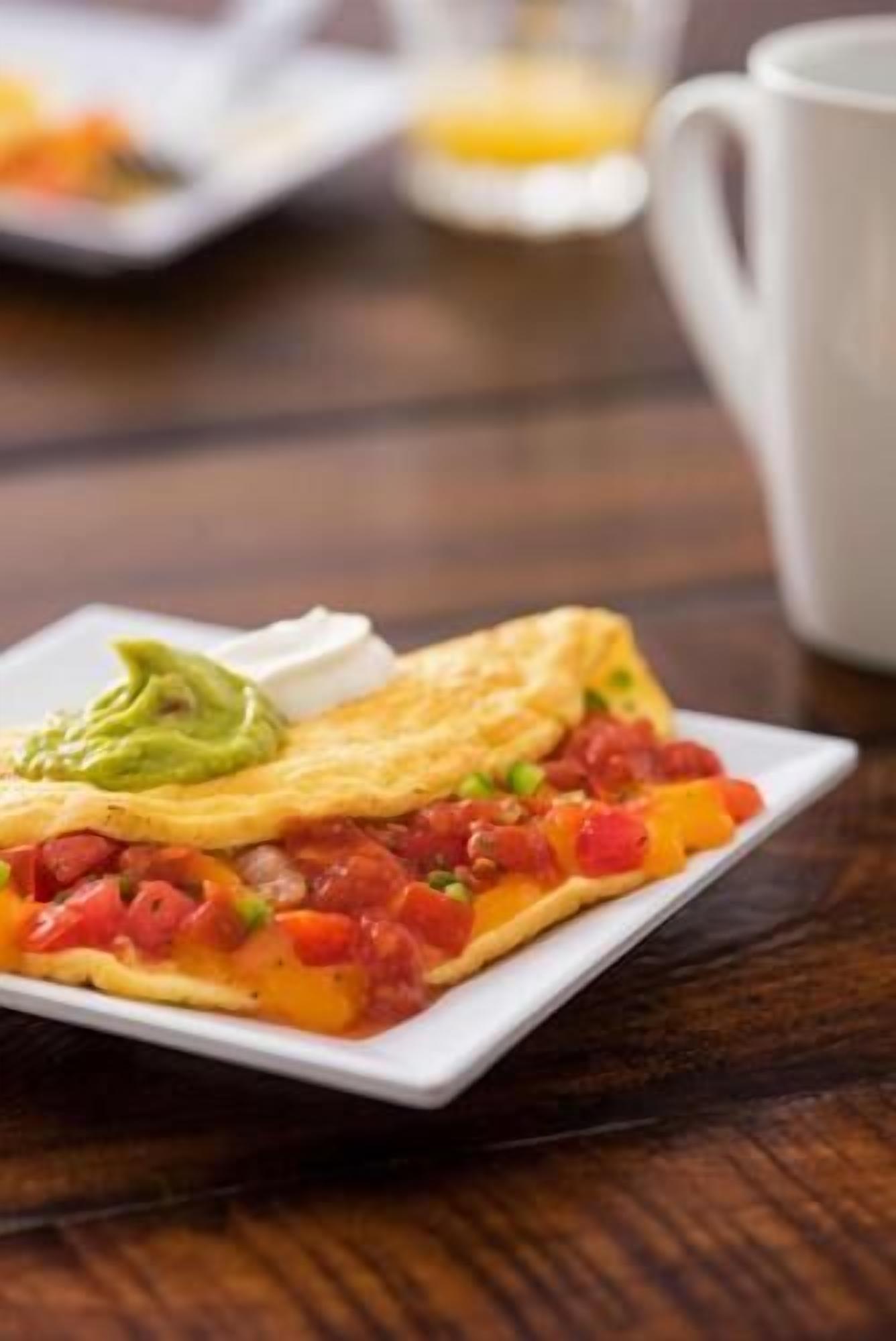 Breakfast meal | Free daily continental breakfast