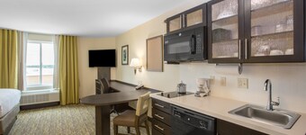 Candlewood Suites Omaha - Millard Area by IHG