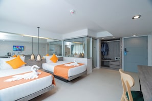 Deluxe Twin Room | 1 bedroom, in-room safe, desk, free WiFi