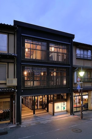 Exterior. Koyado Enn