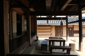 Traditional Room | Free WiFi