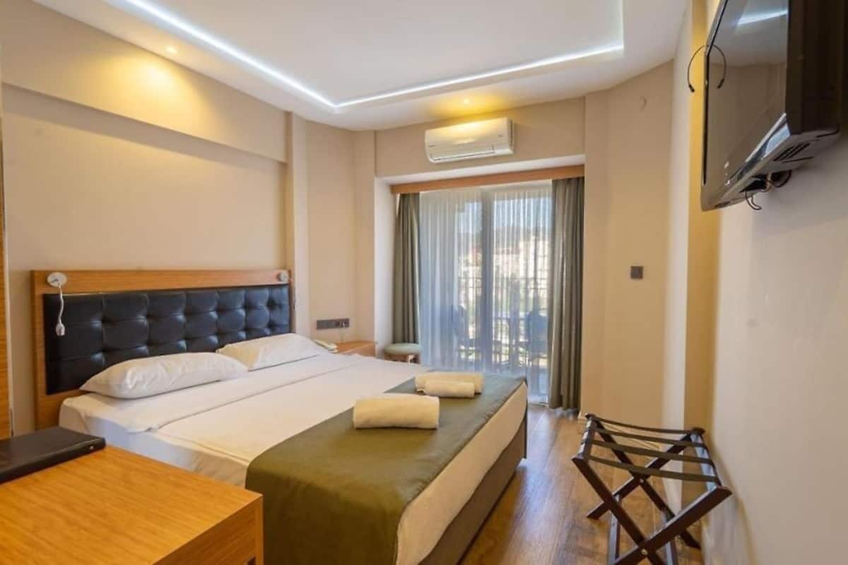 Chambre Standard Double ou avec lits jumeaux (Land View)