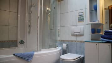Luxury-Apartment, 2 Schlafzimmer (No 43S) | Badezimmer | Haartrockner, Handtücher
